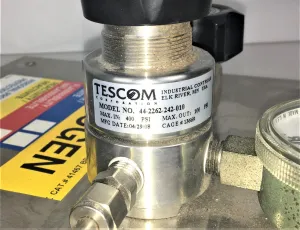 Tescom 44-2262-242-010 Pressure-Reducing Regulator Panel, 4 of 4