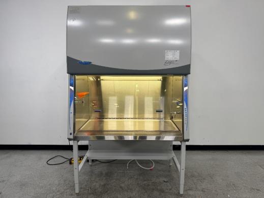 Labconco Purifier Logic + 4-Foot Class II Type A2 Biosafety Cabinet-cover