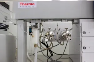 Thermo UltiMate 3000 Transcend II LX-2 Multichannel UHPLC System, 2 of 12