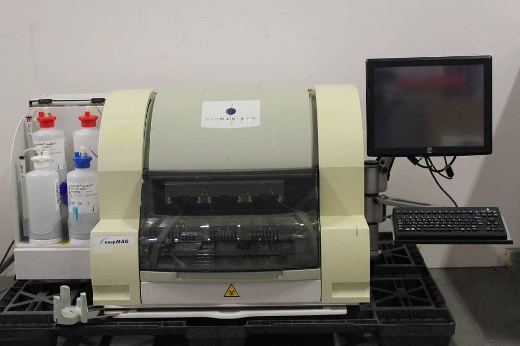 bioMérieux NucliSENS easyMAG Automated Total Nucleic Acid Extraction System