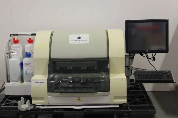 bioMérieux NucliSENS easyMAG Automated Total Nucleic Acid Extraction System
