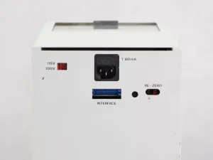 Mettler AE200 Precision Analytical Balance for Accurate Weighing, 4 of 4