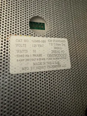 VWR Magnetic Stirrer Model 986632 with 7-Inch Glass Top, 120 VAC Power