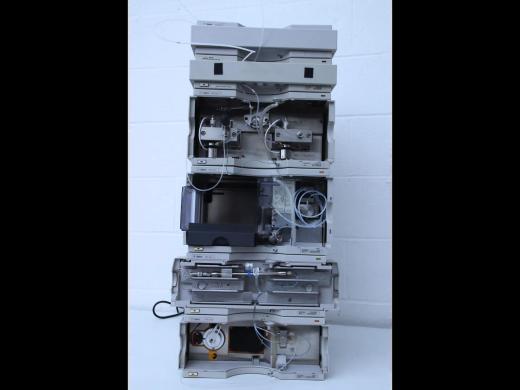 Miele PLW 6011 Laboratory Glass Washer with 40 Customizable Programs and HEPA 14 Drying-cover