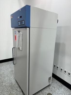 Thermo ULT3030A Ultra-Low Temperature Laboratory Freezer-cover