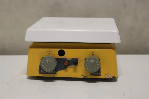 Barnstead Thermolyne Cimarec 2 SP46920-26 Hot Plate with Magnetic Stirrer for Controlled Heating and Stirring