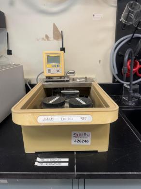 Lauda E203 Digital Water Bath with Precise Temperature Control and RS 232 Interface-cover