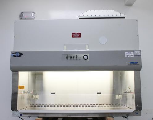 NuAire NU-425-600 Class II Type A2 Biological Safety Cabinet with 6-Ft Work Area, 120V-cover