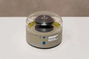 Fisher Scientific 3722L Microcentrifuge, 2 of 5