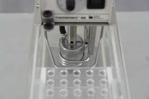 Braun Laboratory Water Bath with Thermomix ME 852 112/3 Thermostat, 3 of 3