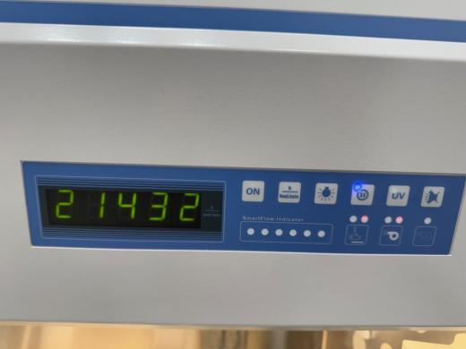 Thermo Fisher Scientific 1300 Series A2 6\' Class II Type A2 Biosafety Cabinet-cover