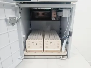Shimadzu HPLC System with SIL-20A Autosampler and SPD-M20A Photodiode Array Detector, 39 of 42