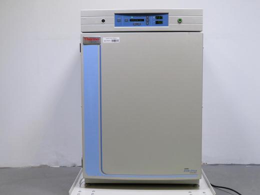 Thermo Scientific Steri Cycle 380 CO2 Incubator-cover