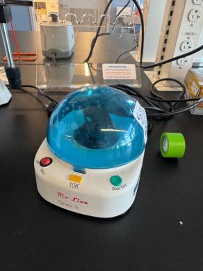 Bio Lion Mini Centrifuge with Transparent Lid and 10,000 RPM Rotor-cover