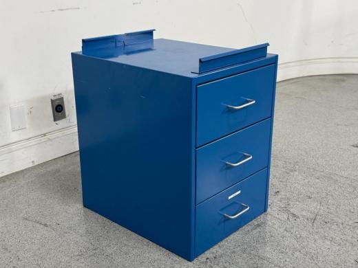3-Drawer Metal Filing Cabinet for Laboratory Storage and Document Organization-cover