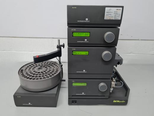 AKTA Purifier pH/C-900, UV-900, P-90, Box-900, Frac-900 HPLC System Lab-cover