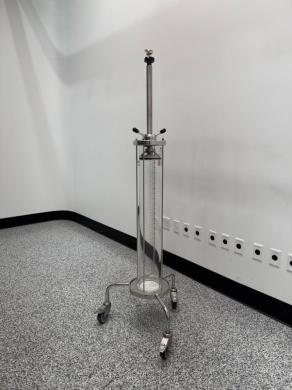 GE Amersham BPG 140 950 Preparative Chromatography Column System-cover