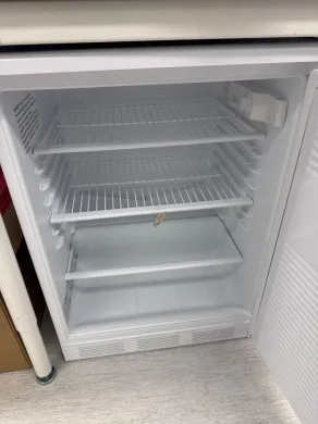 Fisherbrand Isotemp Undercounter Refrigerator Model GTFBV05RPSA