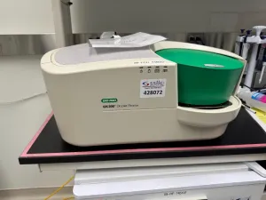 Bio-Rad QX200 Droplet Digital PCR Reader for Molecular Biology Applications, 2 of 5