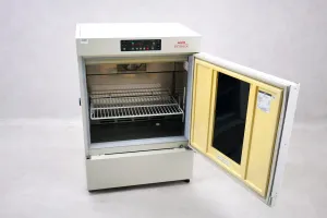 Sanyo MIR-153 Cooled Incubator with Microprocessor Control, 3 of 6