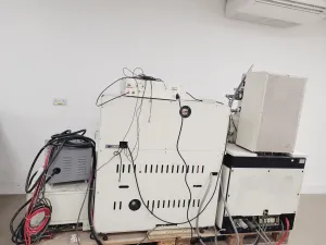 Hitachi S4000 Scanning Electron Microscope for Labs, 28 of 49