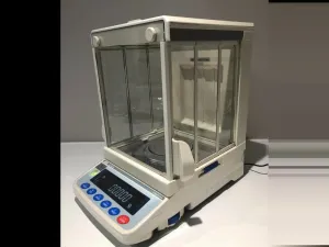 A&D GF-324A Series Analytical 4-Place Balance, 2 of 9