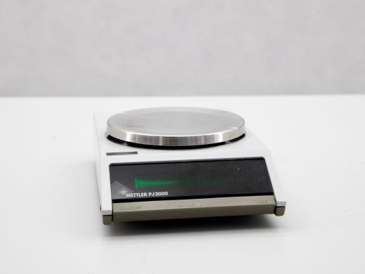 Mettler PJ3000 Analytical Balance with 3000g Capacity and 0.01g Accuracy-cover