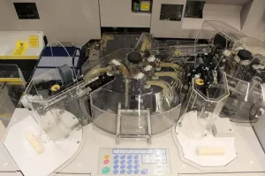 Thermo ImmunoCAP Phadia 1000 Immunoassay Analyzer, 3 of 3