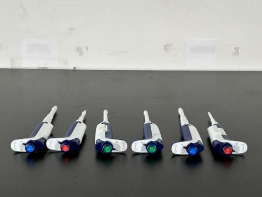 Rainin Pipet-Lite XLS Single Channel Adjustable Volume Pipettes Set of 6-cover