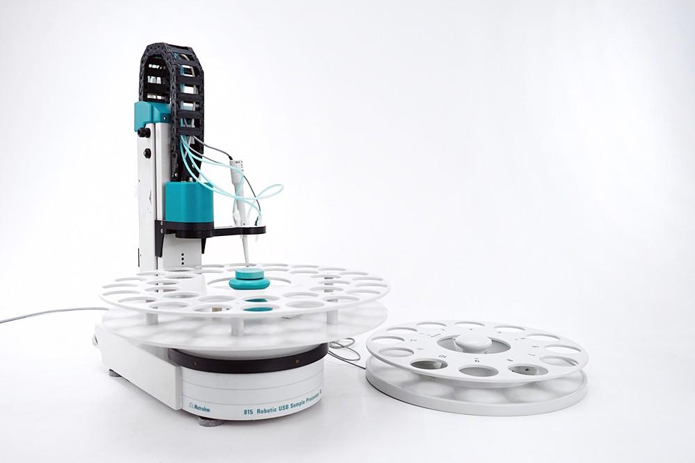 Metrohm 815 Robotic USB Sample Processor XL with 2 Carousels
