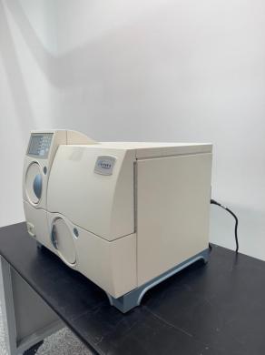 BioMerieux VITEK 2 COMPACT Automated Microbiology Analyzer for Rapid Microbial ID and AST-cover