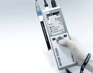 Seven2Go pH/Ion S8-Std-Kit by Mettler-Toledo, 2 of 8