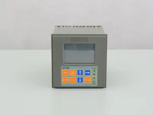 Hanna pH 500 pH Meter and Controller, 2 of 3