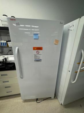 Thermo Fisher Scientific Laboratory Refrigerator for Biomedical Sample Storage-cover