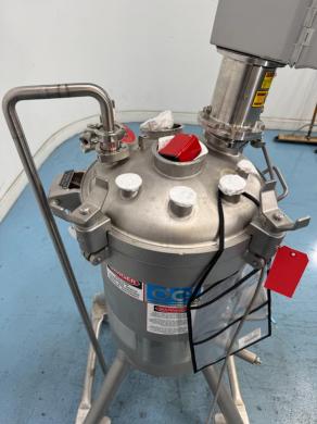 DCI Inc 70L Stainless Steel Portable Mixing Tank with Lightning Control Panel-cover