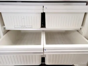 Sanyo MDF-U536 Medical Ultra-Low Temperature Freezer, 8 of 12