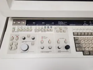 Hitachi S4000 Scanning Electron Microscope for Labs, 48 of 49