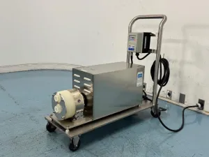 Quattro Fluid Systems QF 4000 Single-Use Peristaltic Pump for Biopharmaceutical Applications, 2 of 4