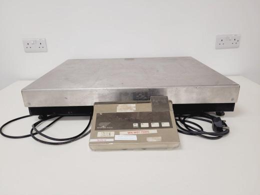 Mettler-Toledo Type KCC150 Multirange Laboratory Scale-cover