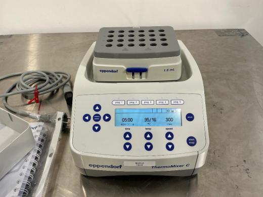 Eppendorf ThermoMixer C Microtube Thermomixer with Precise Temperature Control and 24-Position Block-cover
