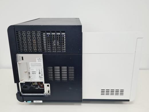 Illumina MiSeq Benchtop Gene Sequencer 2015 Lab-cover