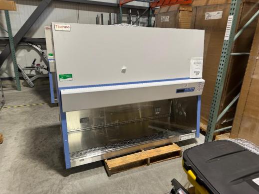 Thermo 1300 Series A2 6' BioSafety Cabinet-cover