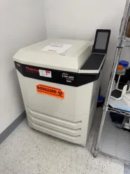 Thermo Sorvall Lynx 4000 High-Speed Floor Centrifuge for Laboratory Sample Processing, 2 of 4