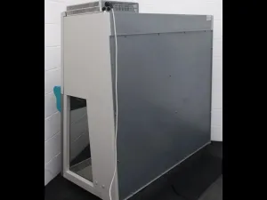 Thermo KS 15 HeraSafe Class II Biosafety Cabinet, 8 of 11