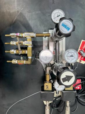 Western Innovator Portable Bulk Gas Manifold for Precise Bulk Gas Distribution and Pressure Control-cover