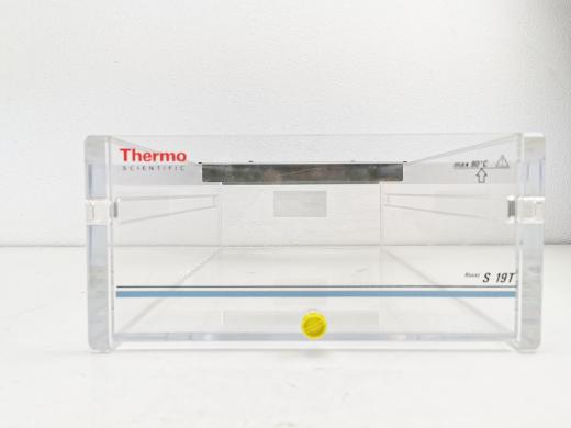 Thermo Scientific SAHARA S19T Heated Acrylic Bath, 19L, 13 to 80°C-cover
