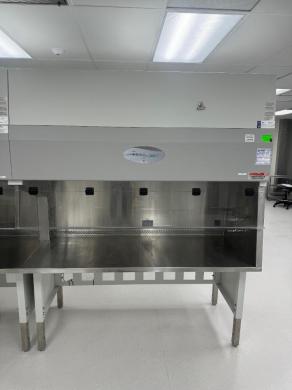 NuAire AIREGARD ES 12' Vertical Laminar Airflow Workstation for Sterile Laboratory Environments-cover
