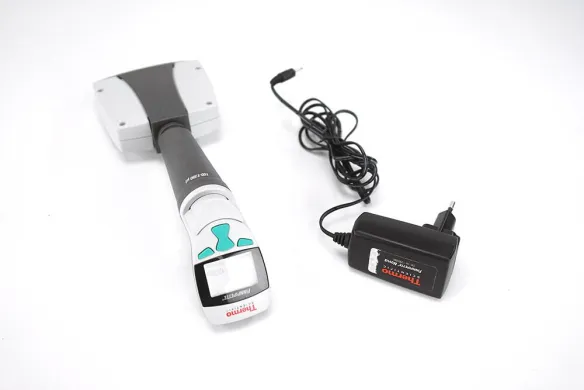 Thermo Finnpipette Novus 8-Channel Electronic Pipette, 100–1200 µL