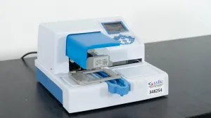Thermo Multidrop Combi Reagent Dispenser, 2 of 4