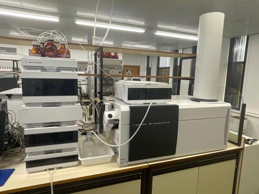 Agilent 6530 Accurate-Mass Q-TOF LC/MS System with 1290 Infinity UHPLC Stack (5 Modules)-cover